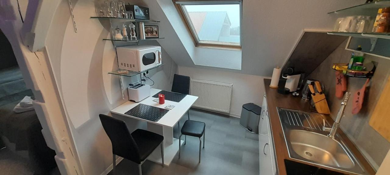 Elberadweg VIP Lounge: Riverside Comfort with Netflix & E-bike Station Wittenberge Exterior photo