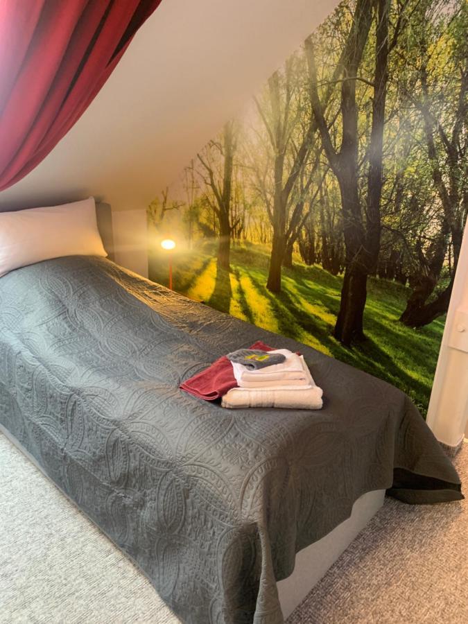 Elberadweg VIP Lounge: Riverside Comfort with Netflix & E-bike Station Wittenberge Exterior photo
